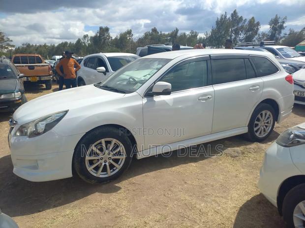 Subaru Legacy 2012 White