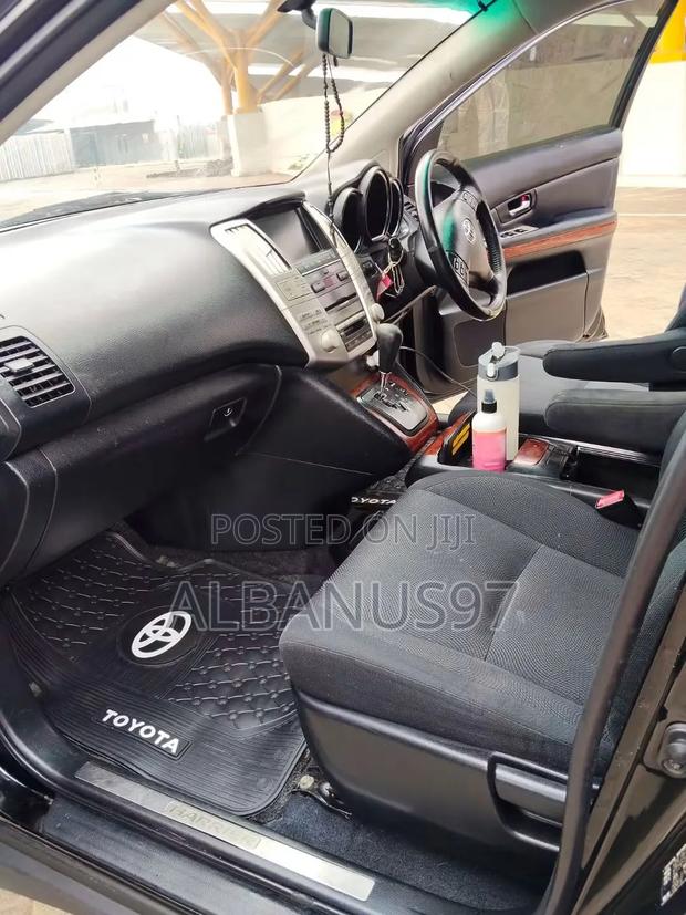 Toyota Harrier 2.4 2012 Black