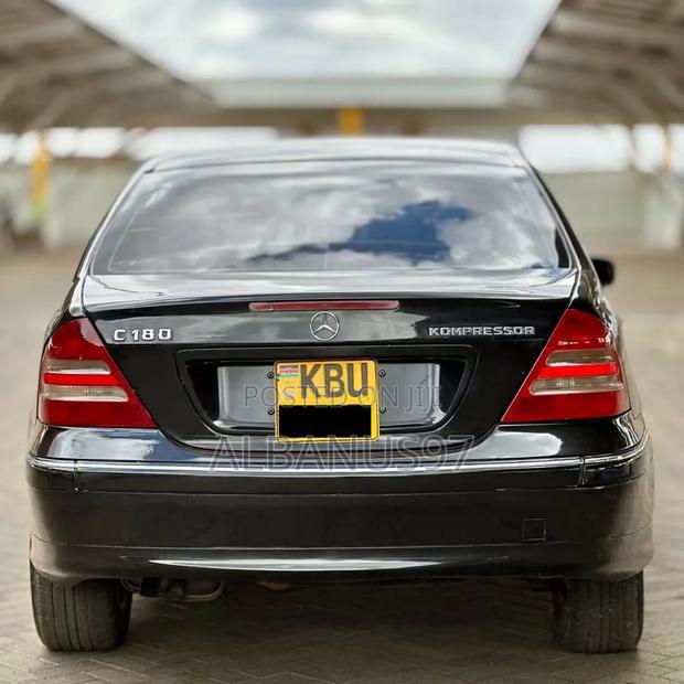 Mercedes-Benz C180 2006 Black