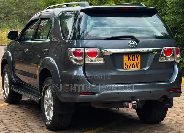 Toyota Fortuner 2013 Gray