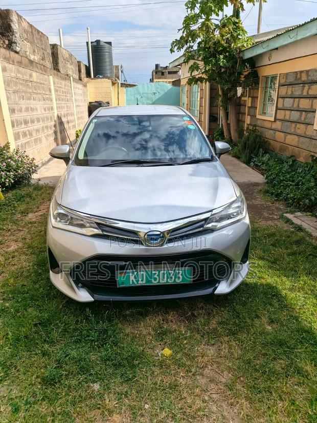 Toyota Corolla Fielder 2019 Silver