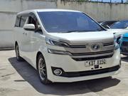 Toyota Vellfire 2017 White for sale