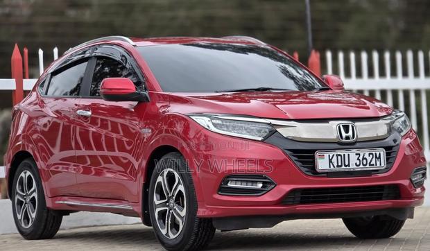 Honda Vezel 1.5 Hybrid 2WD 2019 Red