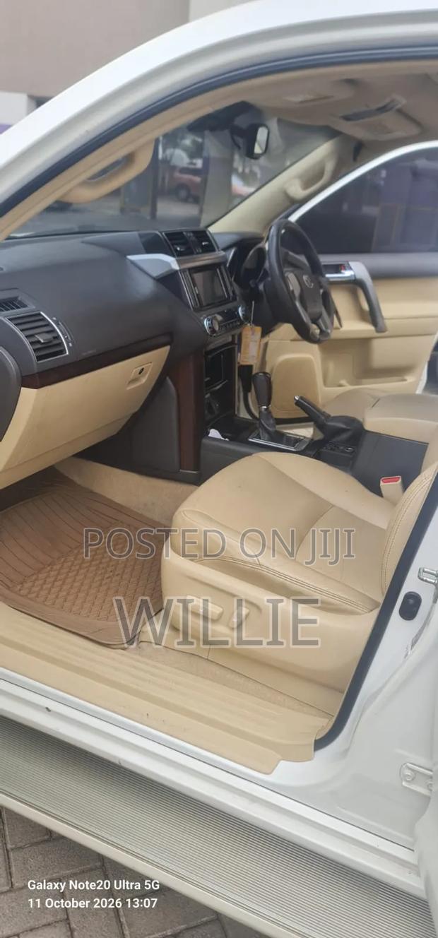 Toyota Land Cruiser Prado 2016 White