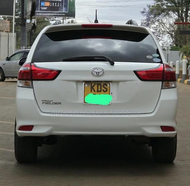 Toyota Corolla Fielder 2019 White