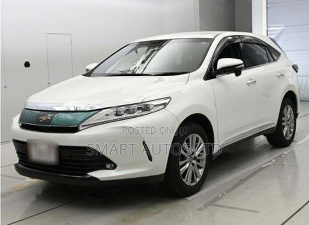 Toyota Harrier Progress 2019