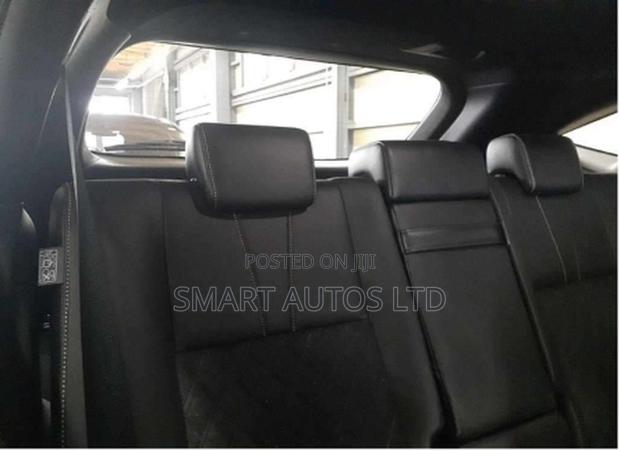Toyota Harrier Progress 2019