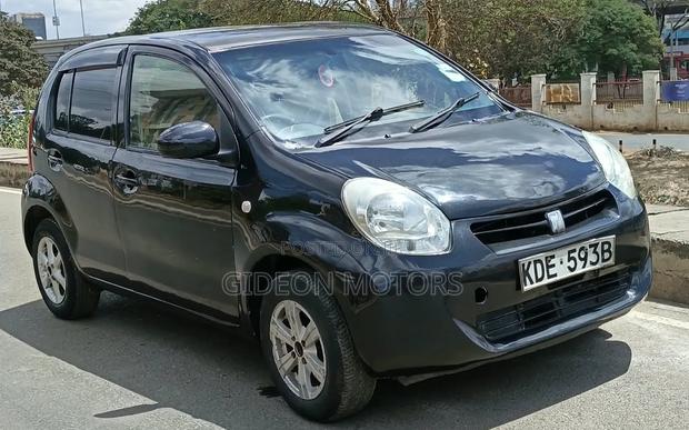 Toyota Passo 2014 Black