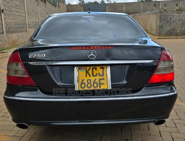 Mercedes-Benz E250 2010 Matt Black