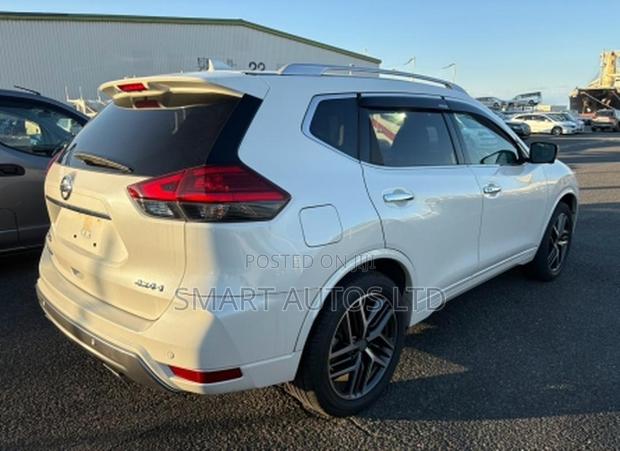 Nissan X-Trail 2.0 Petrol AWD 2019 Pearl