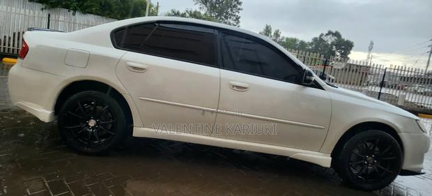 Subaru Legacy 2006 White