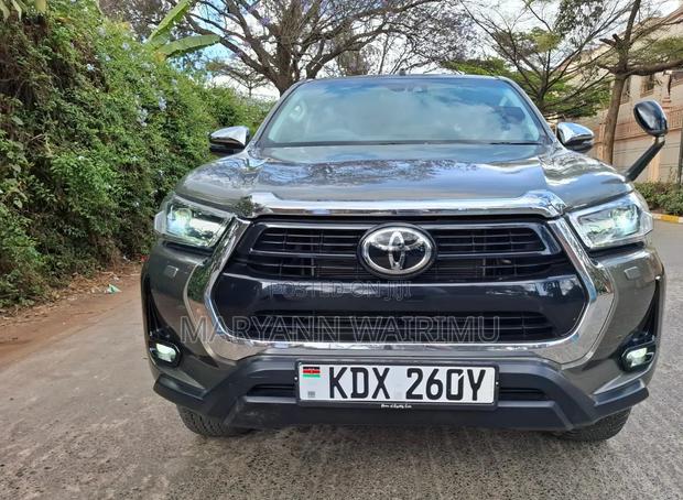 Toyota Hilux Revo Double Cab Deisel 2.4 AWD 2021 Brown