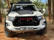 Toyota Hilux 2017 White for sale