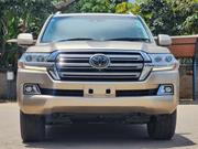Toyota Land Cruiser 4.6 V8 ZX 2017 Gold for sale
