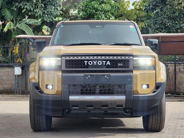 Toyota Land Cruiser Prado 2.7 2024 Beige