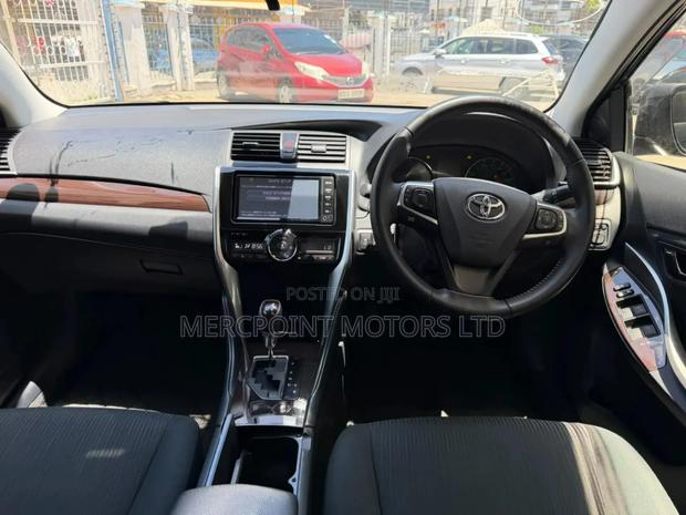 Toyota Allion 2018 Blue