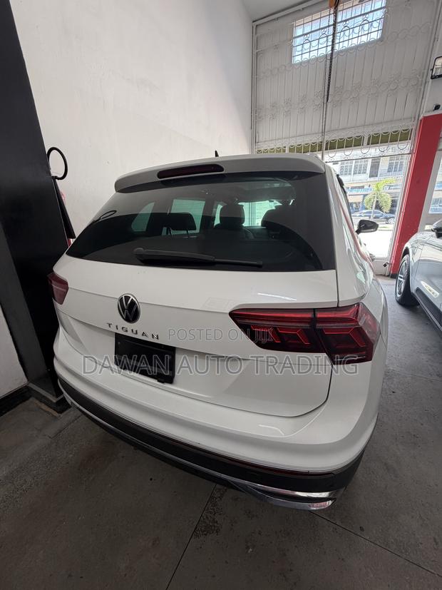 Volkswagen Tiguan 2021 White