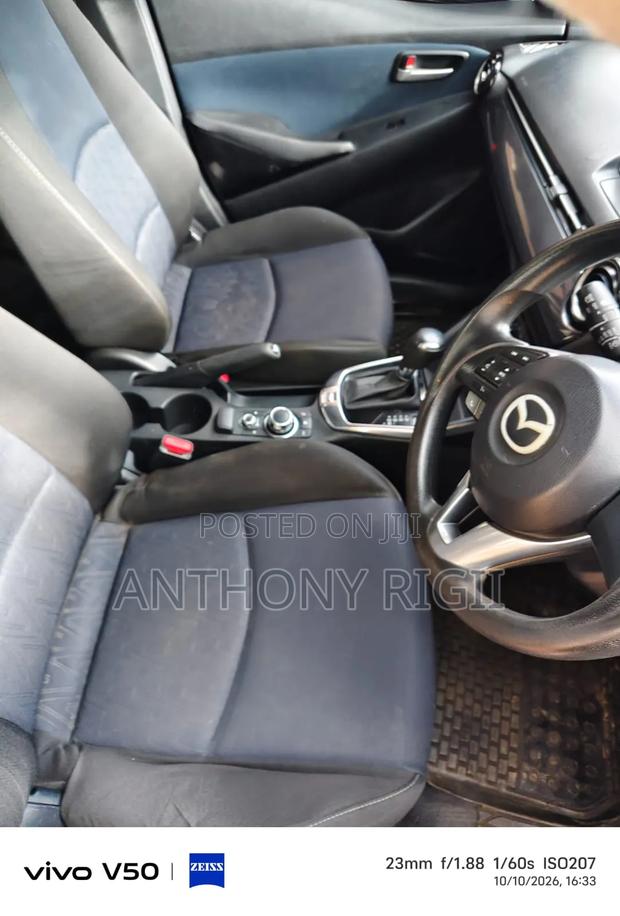 Mazda Demio 2016 Silver