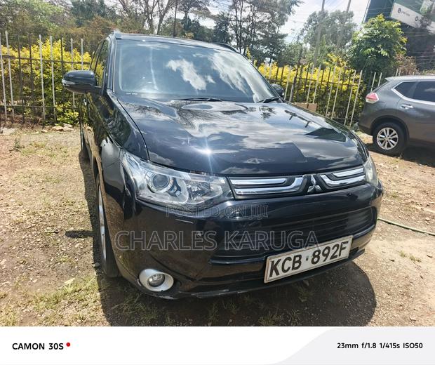 Mitsubishi Outlander 2014 Black
