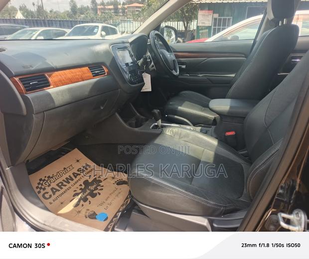 Mitsubishi Outlander 2014 Black