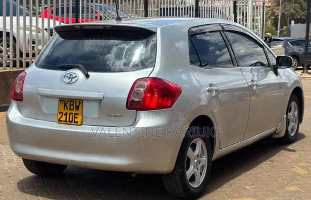 Toyota Auris 2006 Silver