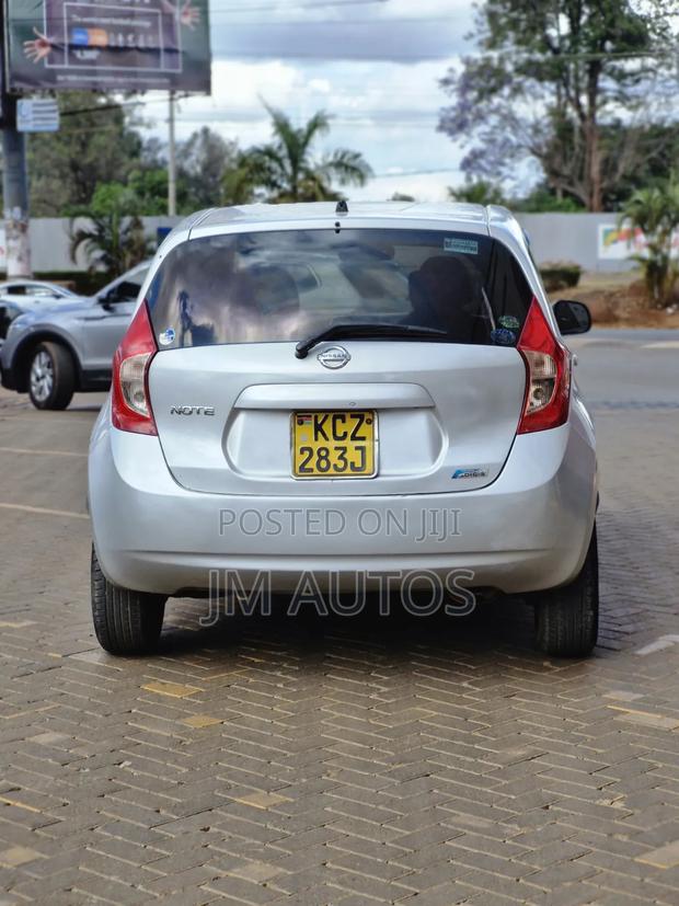 Nissan Note 1.2 Petrol 2012 Silver