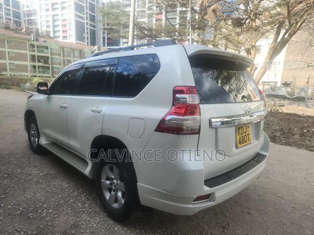 Toyota Land Cruiser Prado 2016 White