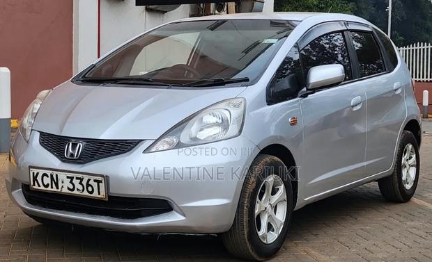 Honda Fit 2010 Silver