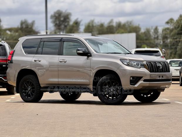 Toyota Land Cruiser Prado 2.8 2021 Brown