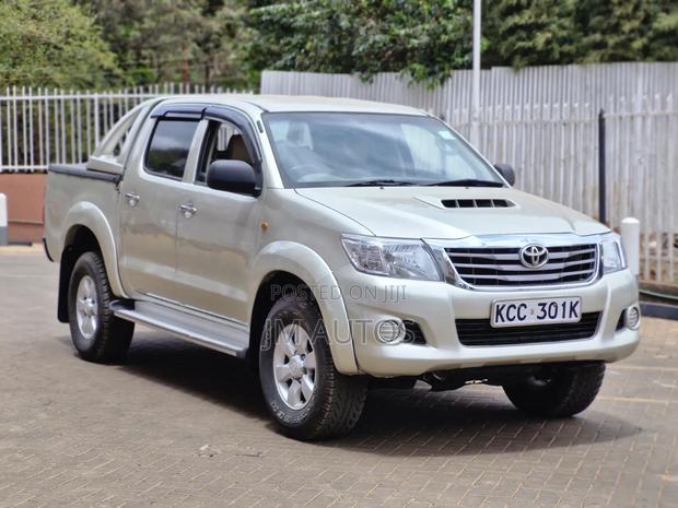Toyota Hilux 2.5 D-4D Double Cab 2008 Brown