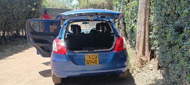 Suzuki Swift 2012 Blue