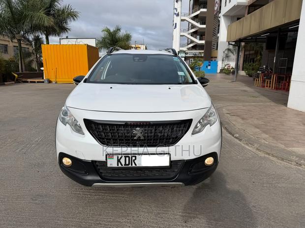Peugeot 2008 1.2 PureTech (130 Hp) 2017 Pearl