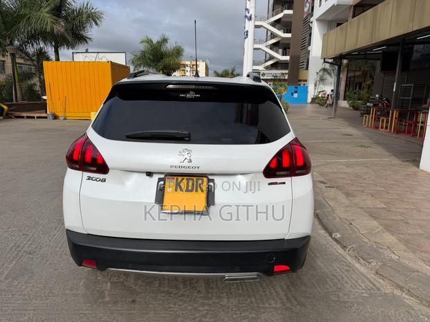 Peugeot 2008 1.2 PureTech (130 Hp) 2017 Pearl