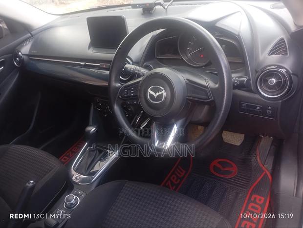 Mazda Demio 2017 Silver