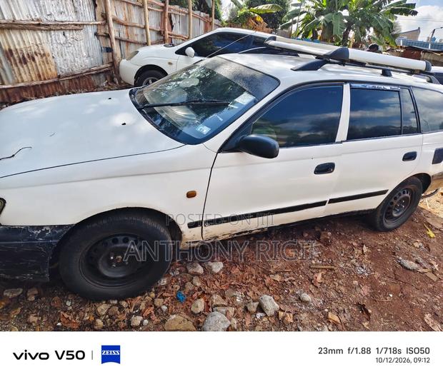 Toyota Caldina 2004 White