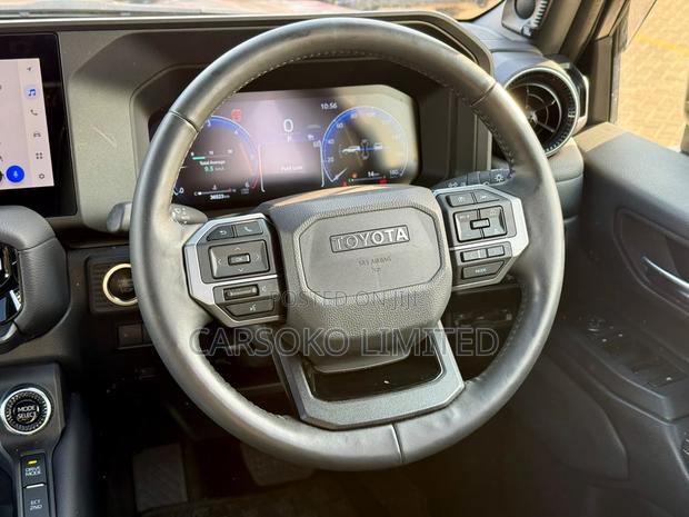 Toyota Land Cruiser Prado 2.8 2024 Brown