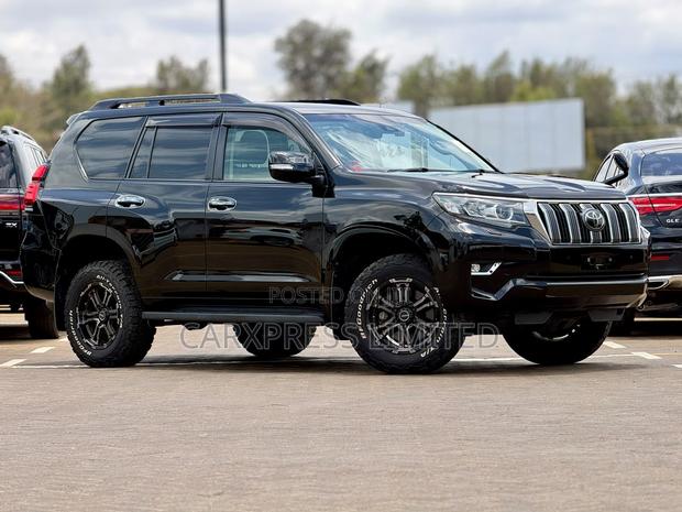 Toyota Land Cruiser Prado 2.7 2020 Black