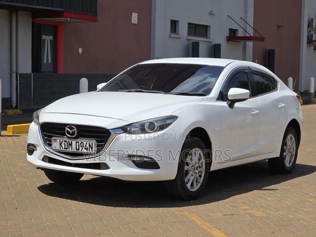Mazda Axela 2015 White