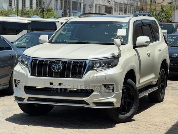 Toyota Land Cruiser Prado 2.7 2020 White