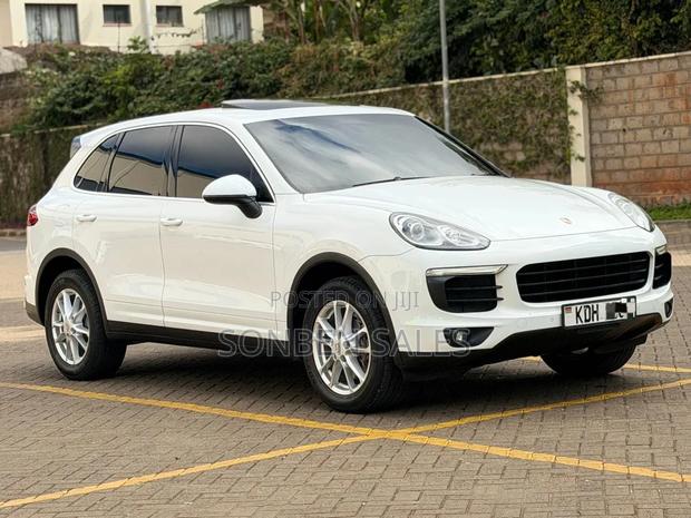Porsche Cayenne S 4dr SUV AWD (3.6L 6cyl Turbo 8A) 2015 White