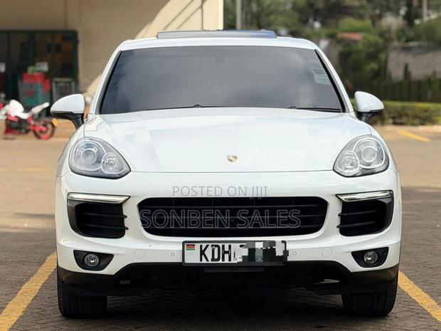 Porsche Cayenne S 4dr SUV AWD (3.6L 6cyl Turbo 8A) 2015 White