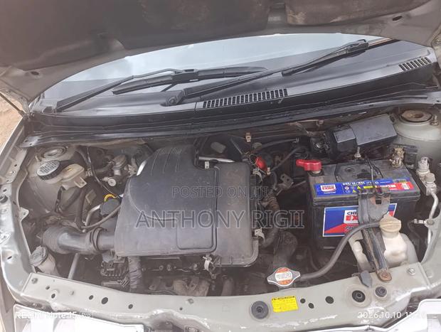 Toyota Passo 1.0 FWD 2010 Silver