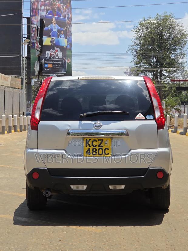 Nissan X-Trail 2013 Silver