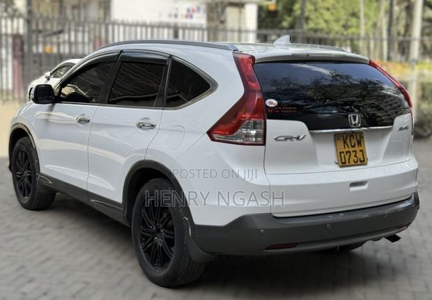 Honda CR-V 2012 Pearl