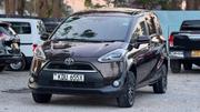Toyota Sienta 2018 Maroon for sale