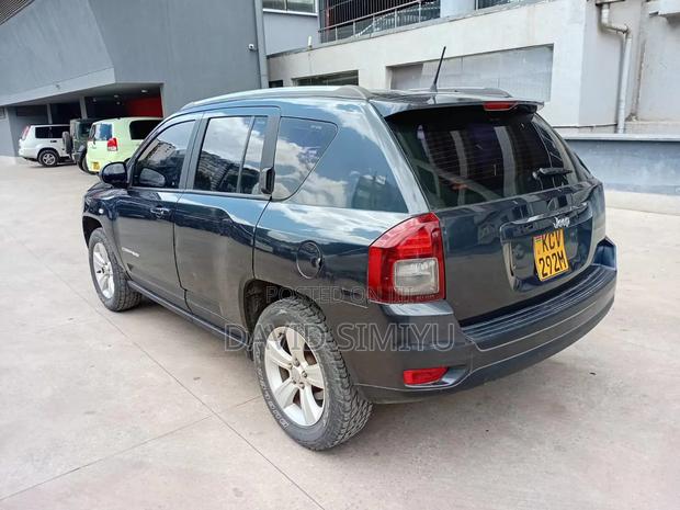 Jeep Cherokee 2012 Black