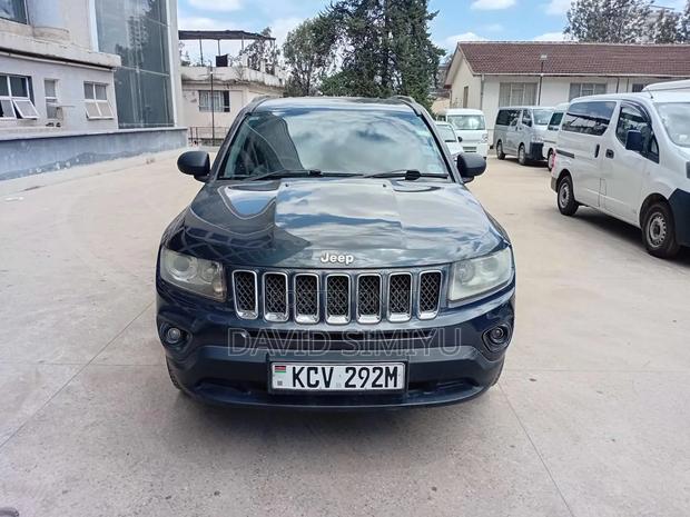 Jeep Cherokee 2012 Black