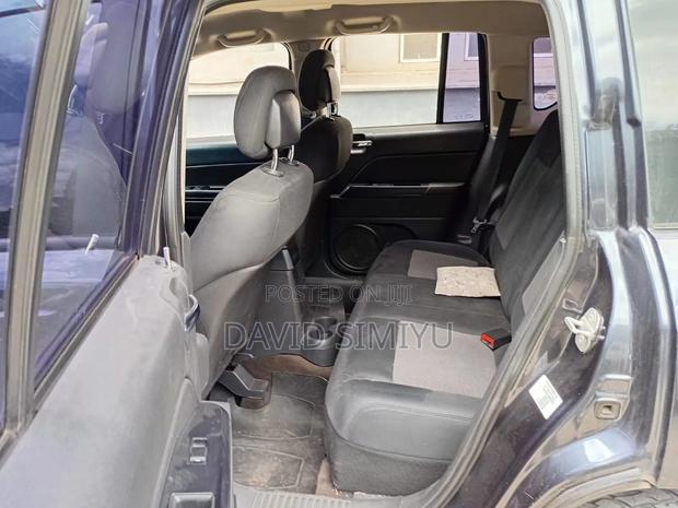 Jeep Cherokee 2012 Black