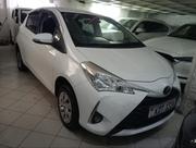 Toyota Vitz 2017 White for sale