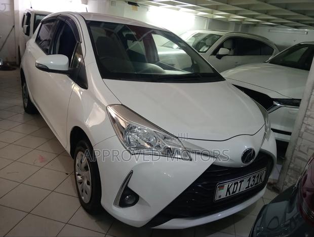 Toyota Vitz 2017 White